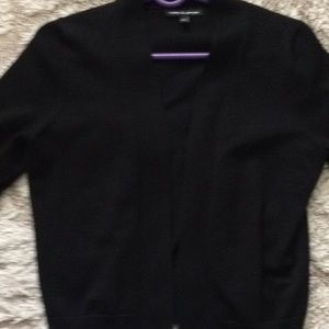 Short sleeve sweater